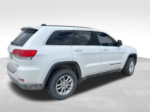 Used 2019 Jeep Grand Cherokee Laredo AWD/4WD image 12