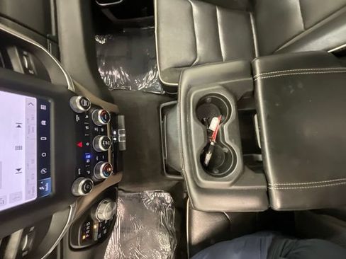 Used 2022 RAM 1500 Laramie AWD/4WD image 21