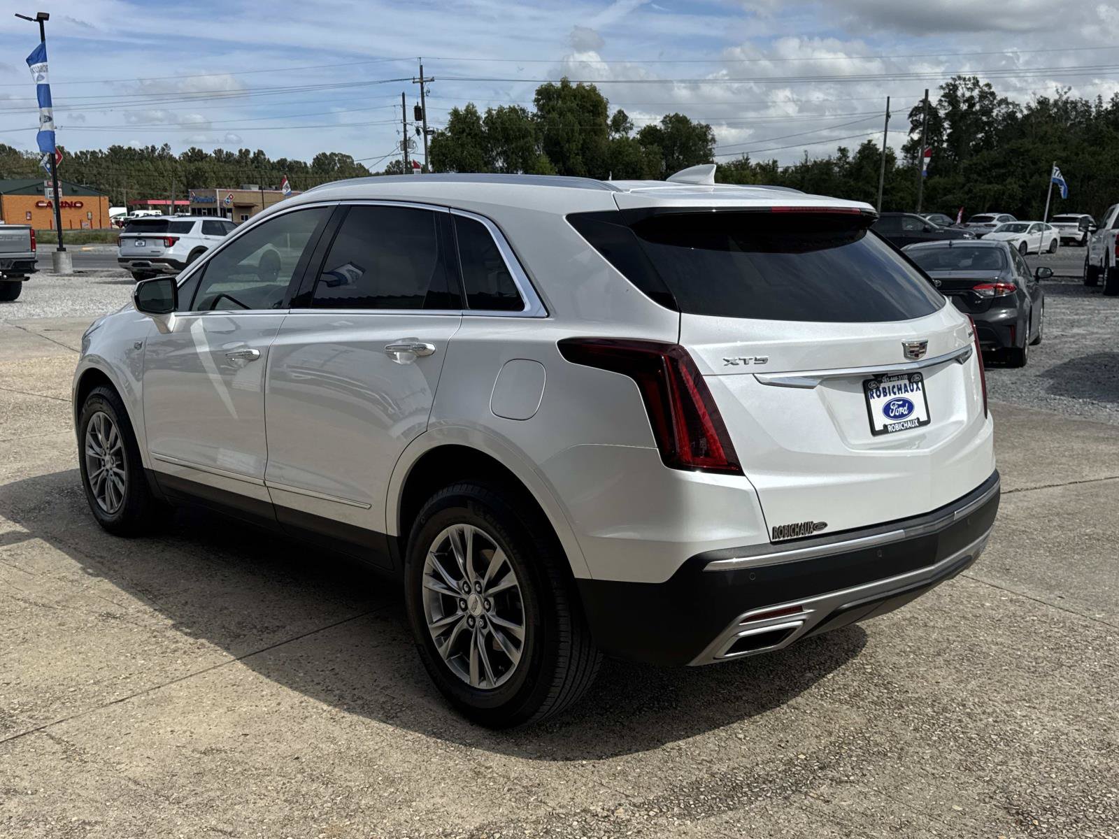 Used 2021 Cadillac XT5 Premium Luxury FWD image 5