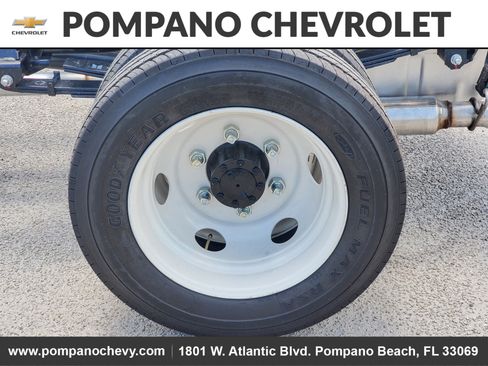 New 2025 Chevrolet Low Cab Forward RWD image 5