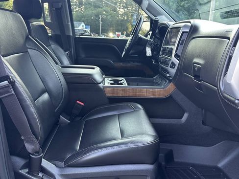 Used 2014 GMC Sierra 1500 SLT w/ SLT Crew Cab Value Package AWD/4WD image 10