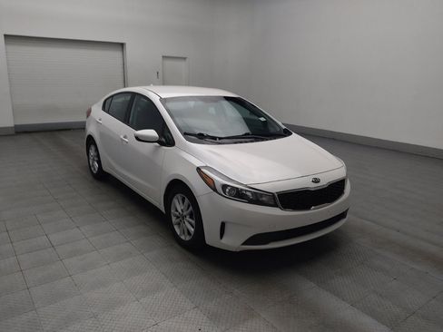 Used 2017 Kia Forte LX w/ LX Popular Package image 13