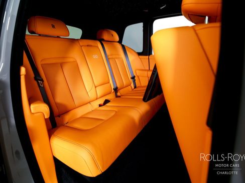 New 2027 Rolls-Royce Cullinan Black Badge AWD/4WD image 30