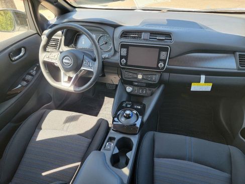 Used 2024 Nissan Leaf SV Plus image 10
