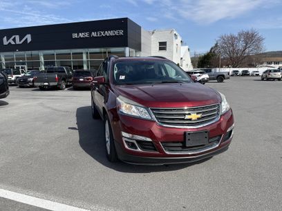 Used 2017 Chevrolet Traverse LT w/ Style and Technology Package