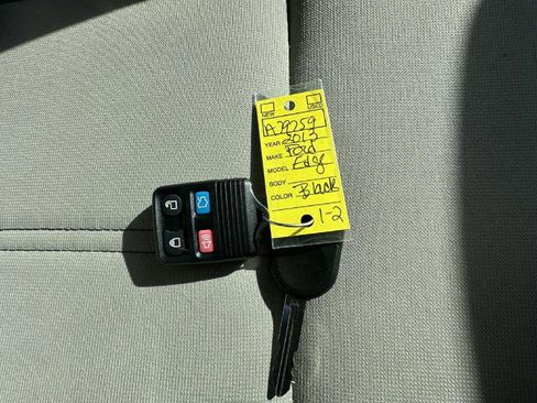 Used 2013 Ford Edge SE image 36