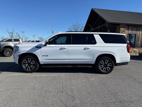 Used 2021 GMC Yukon XL AT4 w/ Rear Media and Nav Package image 3