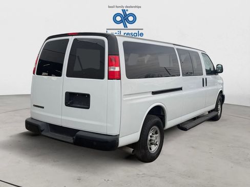 Used 2023 Chevrolet Express 3500 LS RWD image 6