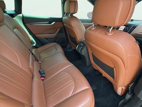 Used 2022 Maserati Levante GT image 25