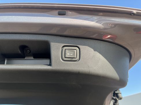 Used 2024 Chevrolet Blazer EV RS image 19