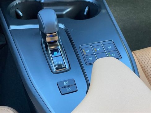 New 2025 Lexus UX 300h AWD image 19