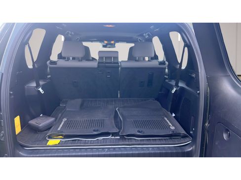 Used 2023 Lexus GX 460 w/ Black Line Special Edition AWD/4WD image 17