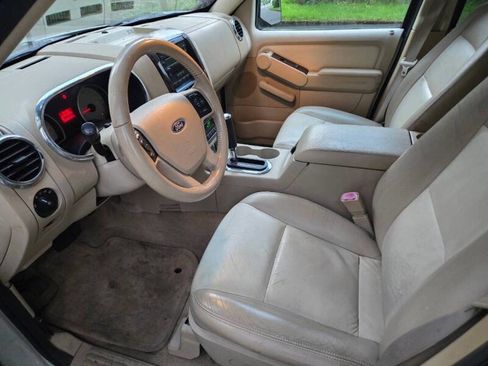 Used 2006 Ford Explorer Limited AWD/4WD image 4