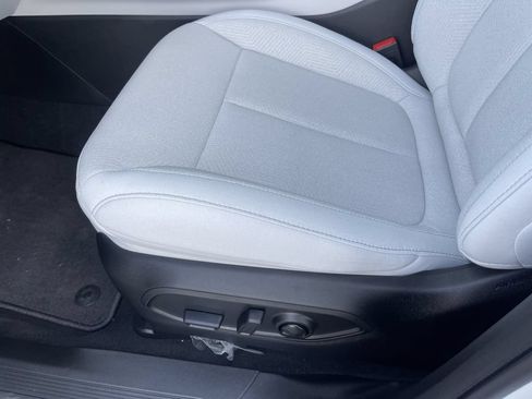 New 2026 Jeep Cherokee Laredo AWD/4WD image 18