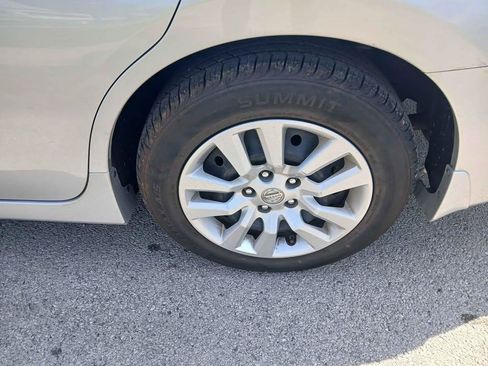 Used 2013 Nissan Altima 2.5 S FWD image 17