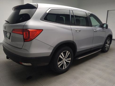 Used 2016 Honda Pilot EX image 10