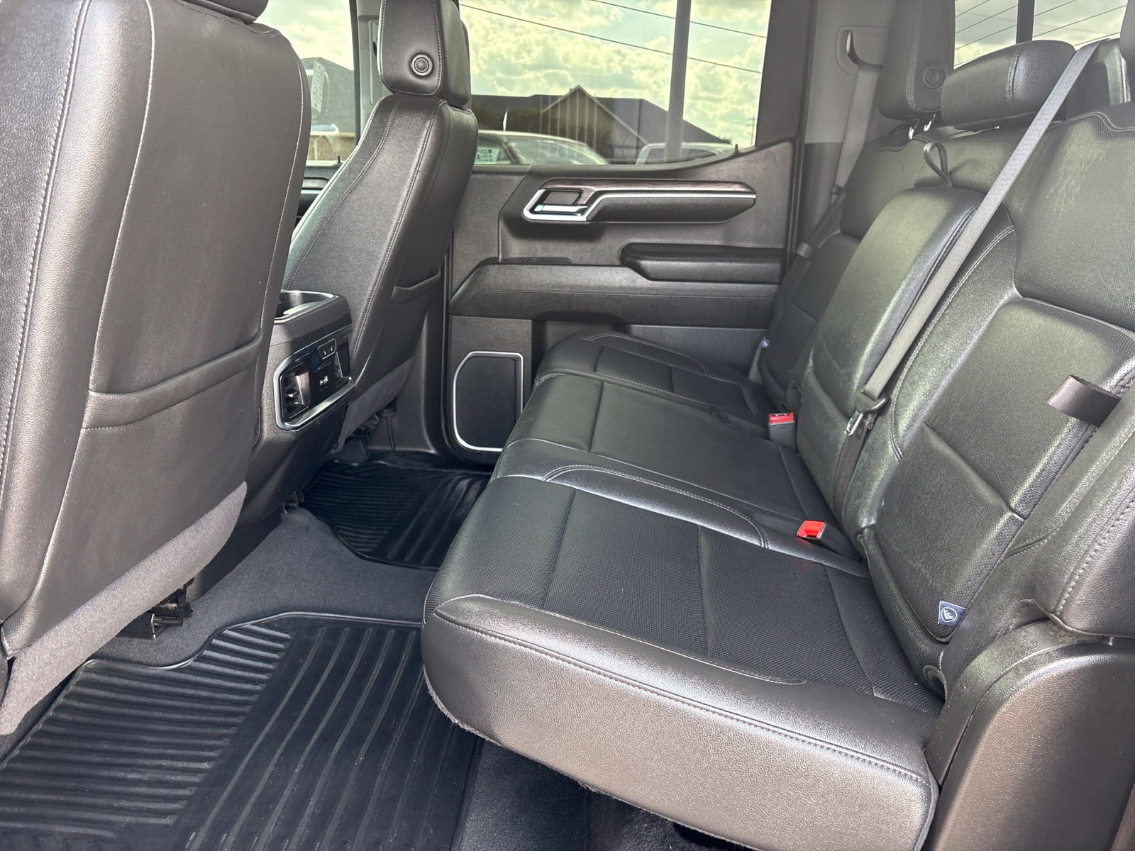 Used 2024 Chevrolet Silverado 1500 LTZ w/ LTZ Convenience Package II AWD/4WD image 16