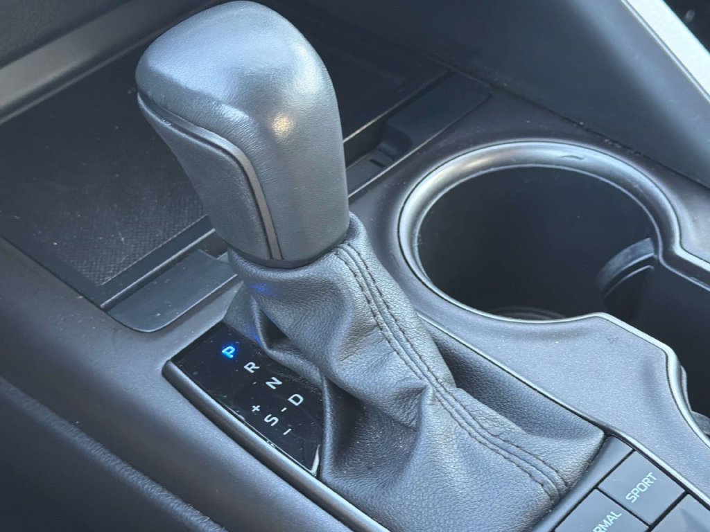 Certified 2024 Toyota Camry SE FWD image 15