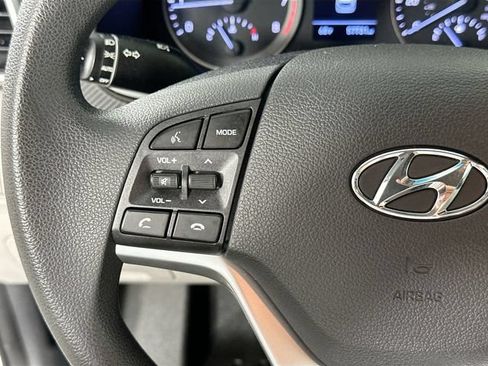 Used 2020 Hyundai Tucson Value AWD/4WD image 18