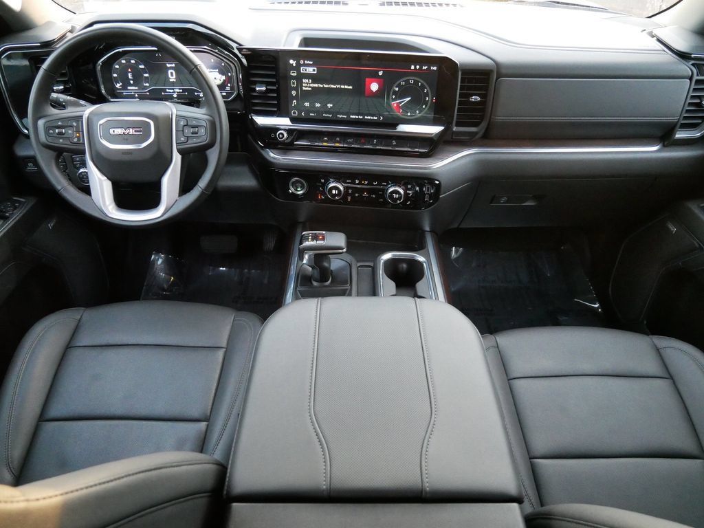 Used 2024 GMC Sierra 1500 SLT w/ SLT Premium Package AWD/4WD image 12