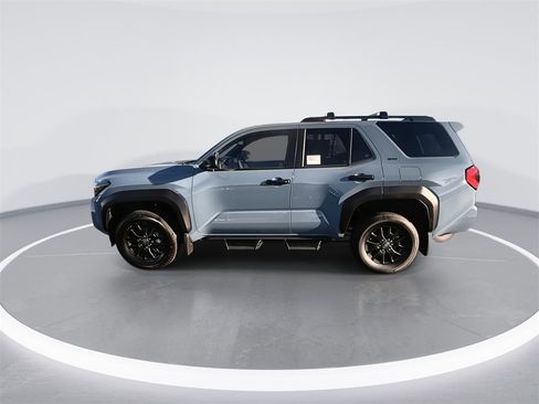 New 2026 Toyota 4Runner SR5 image 5