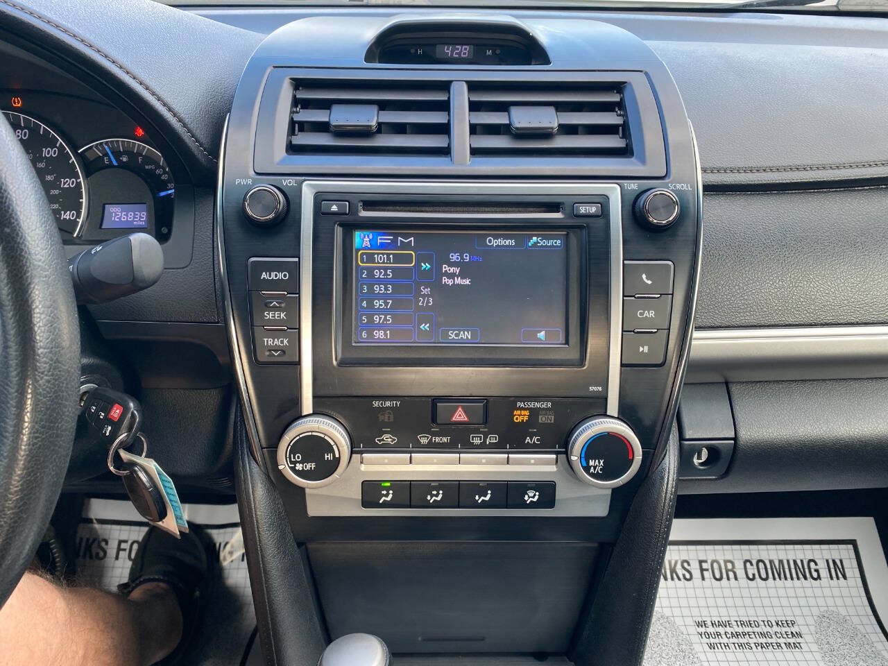 Used 2013 Toyota Camry SE FWD image 16