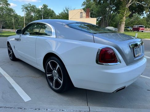 Used 2016 Rolls-Royce Wraith image 5