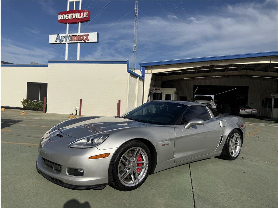 Used 2006 Chevrolet Corvette Z06 w/ Preferred Equipment Group RWD image 2