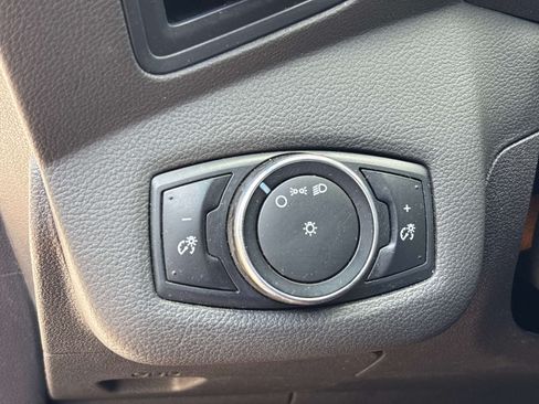 Used 2014 Ford Escape S FWD image 28