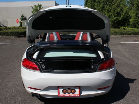 Used 2011 BMW Z4 sDrive30i image 38