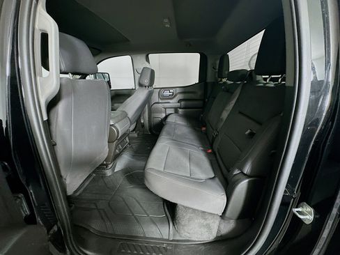 Used 2019 Chevrolet Silverado 1500 Custom w/ Custom Max Trailering Package AWD/4WD image 26