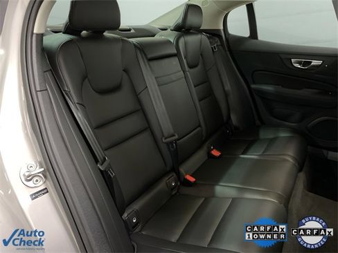 Used 2025 Volvo S60 B5 Core image 68