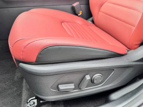 New 2026 Kia Sportage SX image 24