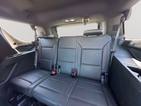 Used 2021 Chevrolet Tahoe LT AWD/4WD image 32