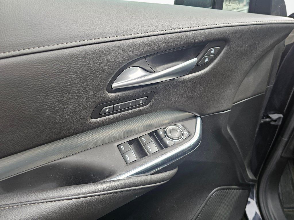 Used 2023 Cadillac XT4 Premium Luxury AWD/4WD image 27