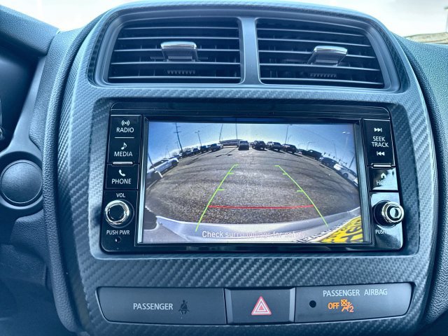Used 2025 Mitsubishi Outlander Sport ES AWD/4WD image 17