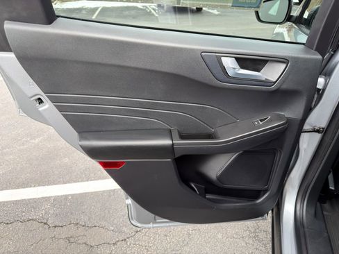 Used 2022 Ford Escape SEL image 27