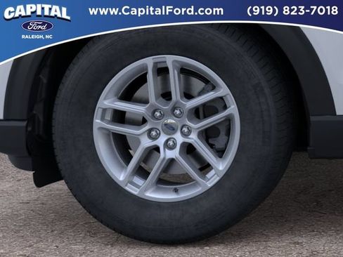 New 2026 Ford Explorer Active RWD image 19