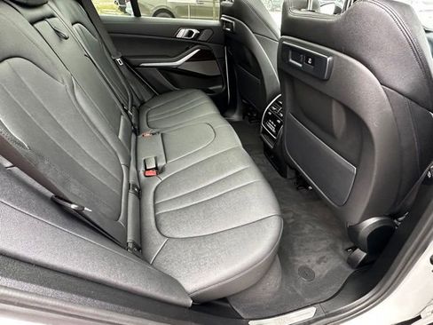 Used 2021 BMW X5 xDrive45e w/ Premium Package image 12