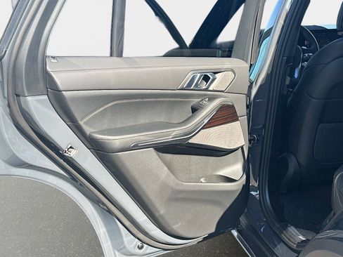 New 2026 BMW X5 sDrive40i image 12