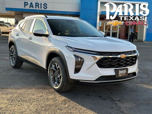 New 2026 Chevrolet Trax LT w/ Driver Confidence Package image 1