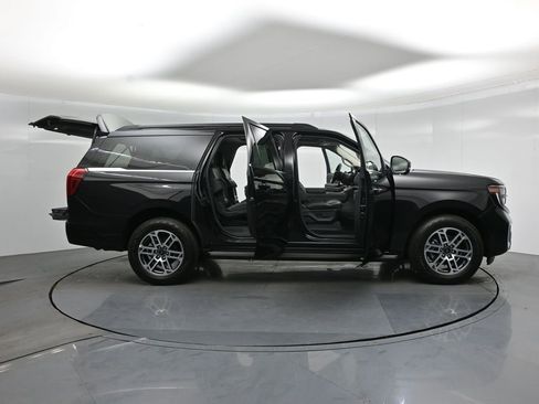 Certified 2025 Ford Expedition Max Active image 5