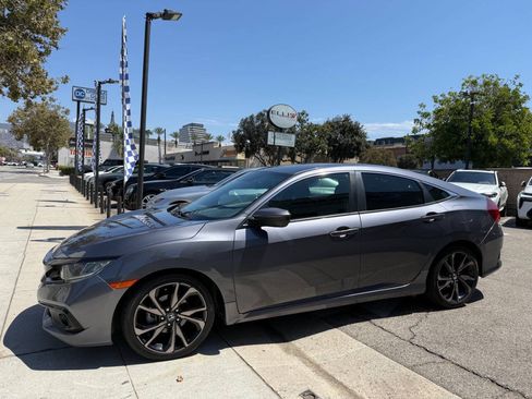 Used 2020 Honda Civic Sport image 8