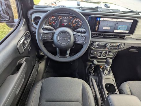 New 2026 Jeep Gladiator Sport image 11