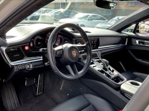 Used 2022 Porsche Panamera Turbo S image 17