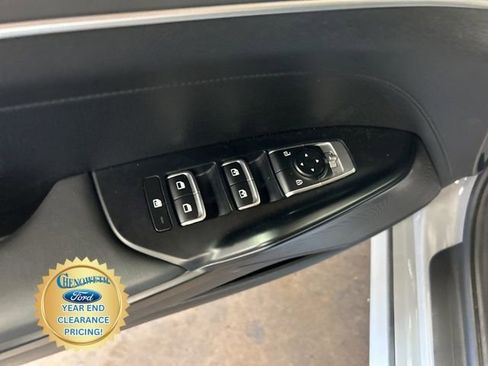 Used 2023 Kia K5 GT-Line w/ GT-Line Premium Package image 12