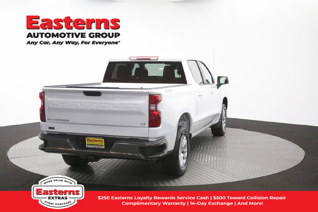 Used 2023 Chevrolet Silverado 1500 LT AWD/4WD image 42