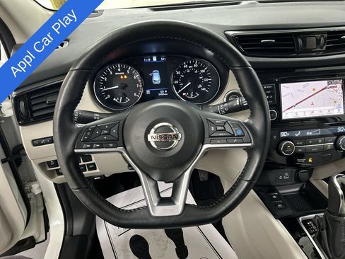 Used 2022 Nissan Rogue Sport SL AWD/4WD image 4