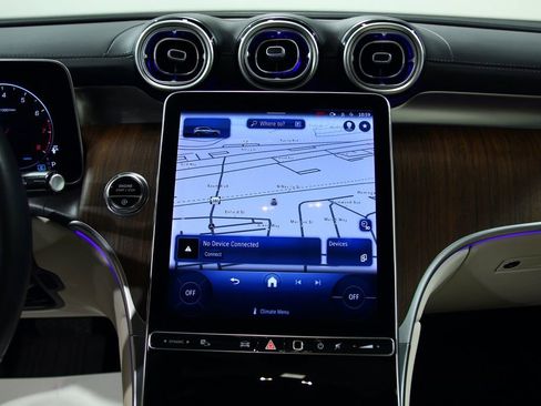 Certified 2023 Mercedes-Benz GLC 300 4MATIC image 21