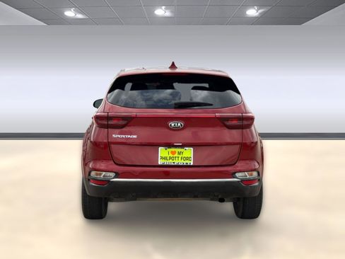 Used 2020 Kia Sportage LX image 10